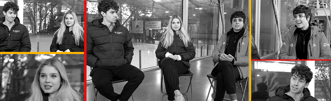 La imagen muestra a dos patinadores con su entrenadora en diferentes momentos de una entrevista